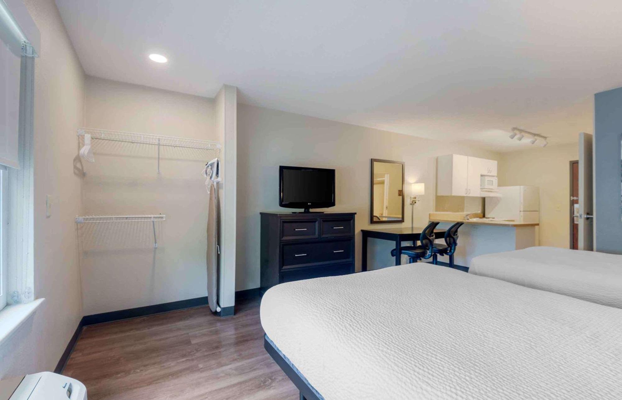 Extended Stay America Suites - Charlotte - University Place מראה חיצוני תמונה